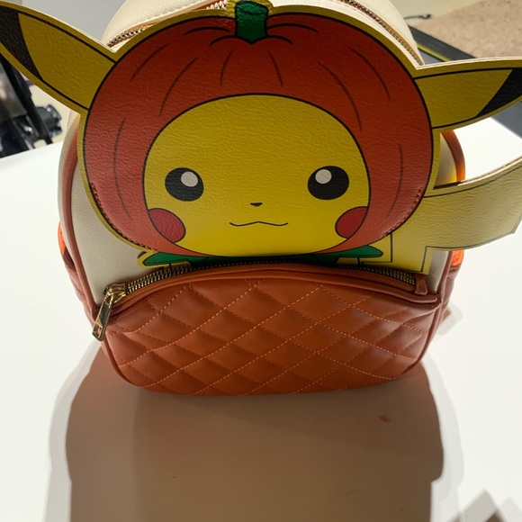 Pokémon 3D Mini Backpack. - Picture 3 of 3